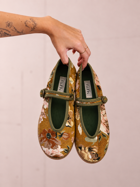Ballerina Celine